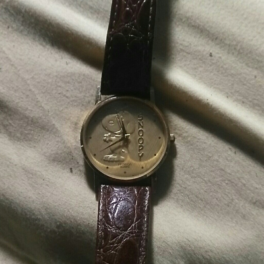 Armitron Quartz Snoopy Watch